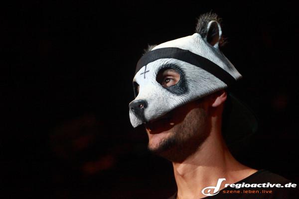 Panda-Überraschung - Fotos: Cro live bei Rock am Ring 2014 