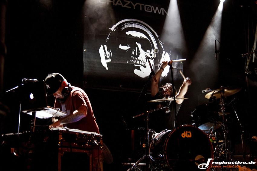 Crazy Town (live in Hamburg, 2014)