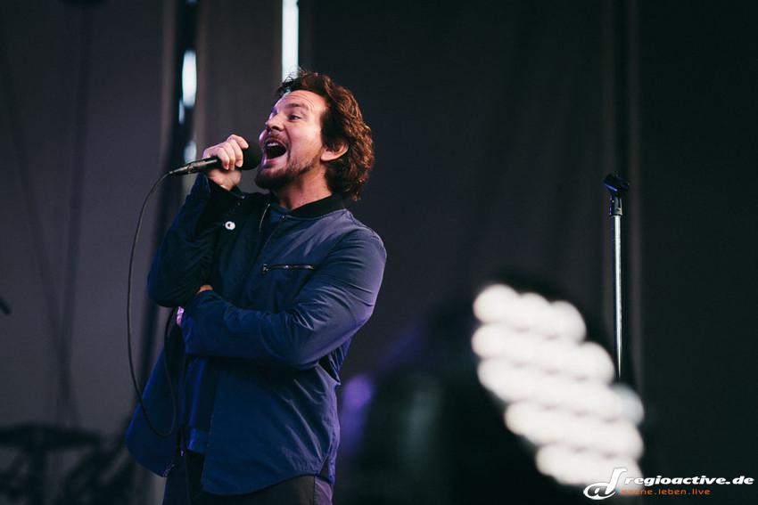 Pearl Jam (live in Berlin, 2014)