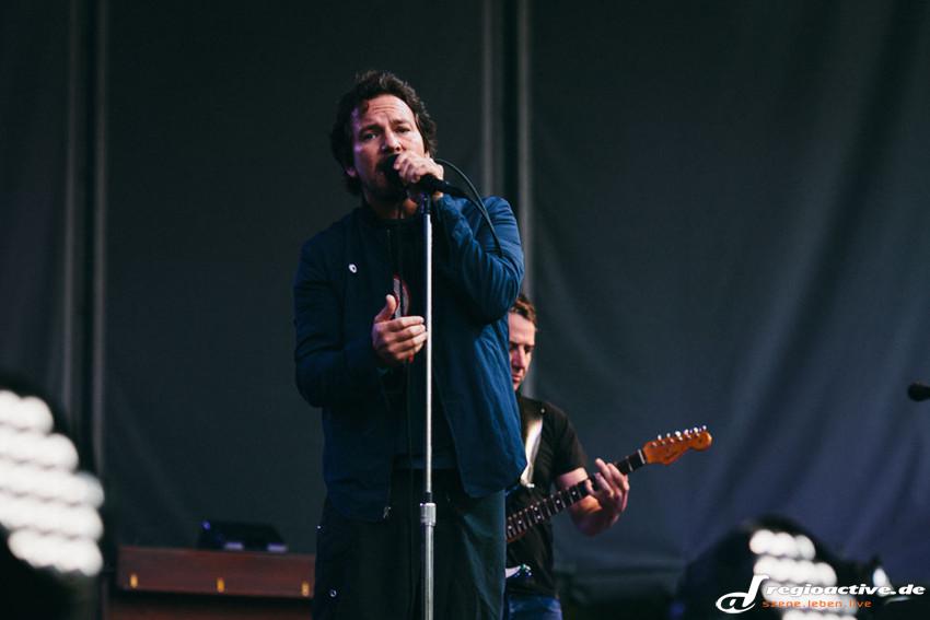 Pearl Jam (live in Berlin, 2014)
